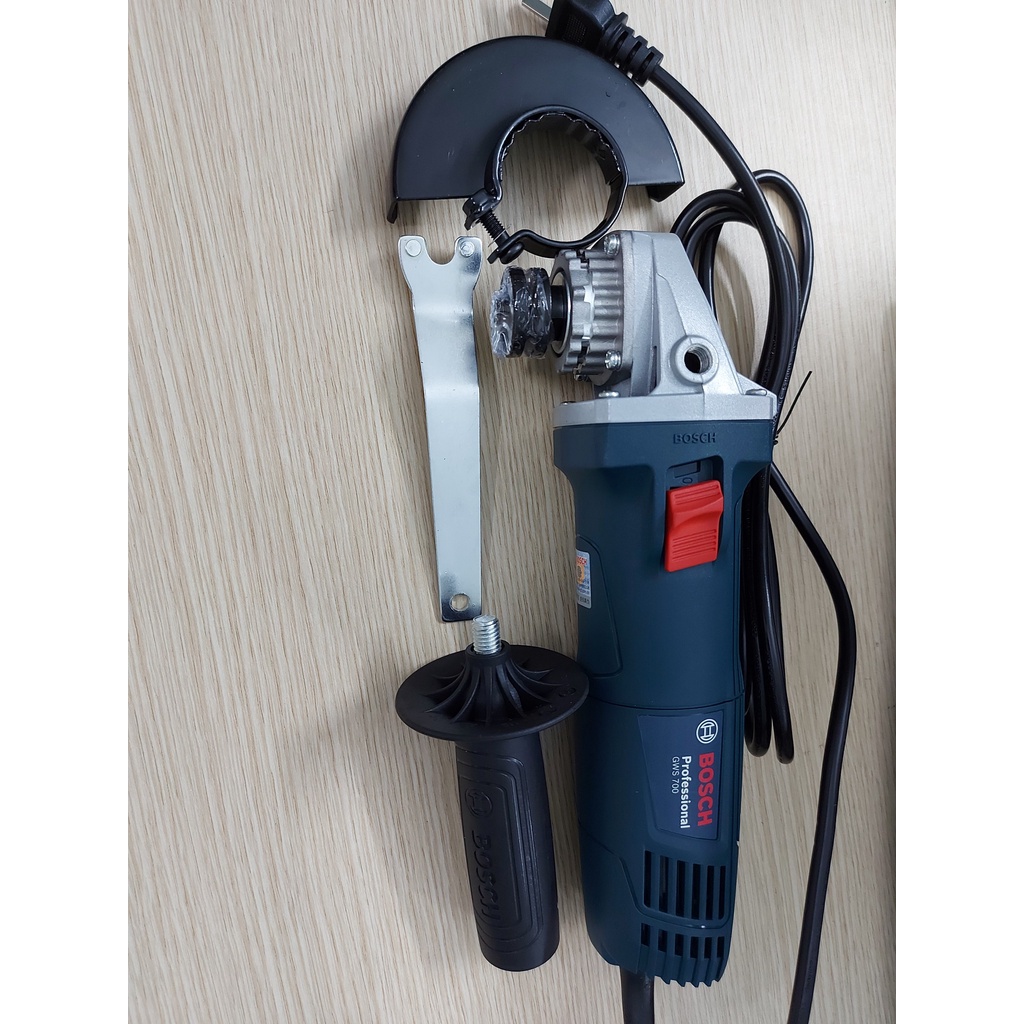 Máy mài Bosch GWS 700 710W