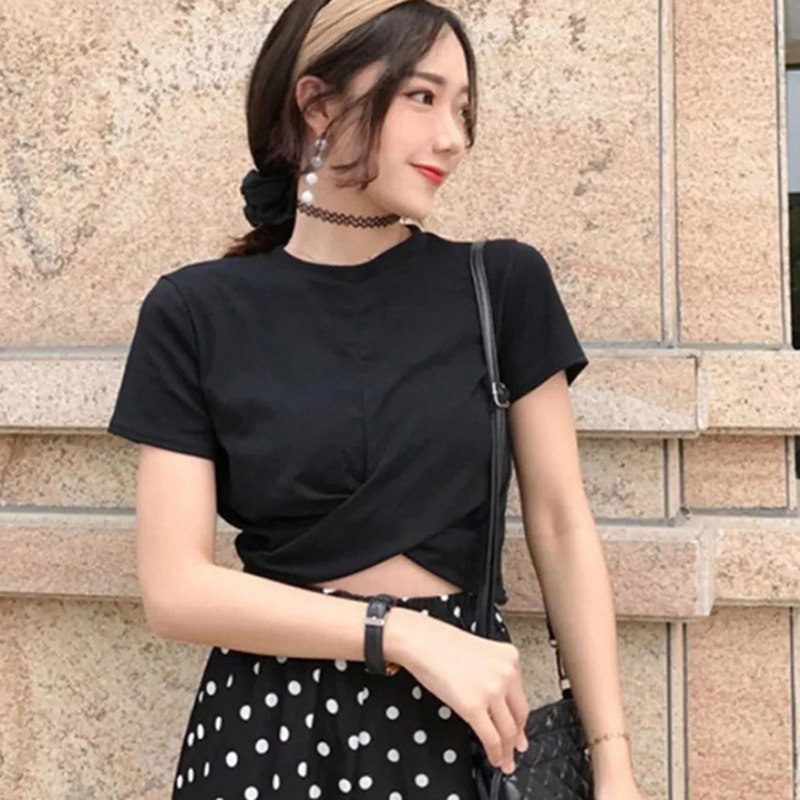 Áo croptop tay ngắn cổ tròn thiết kế khoét bụng gợi cảm thanh lịch