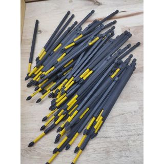Mũi vít dewalt ph2  dài 15cm thân đen