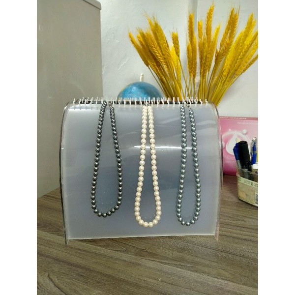 khay dây chuyền cong đứng