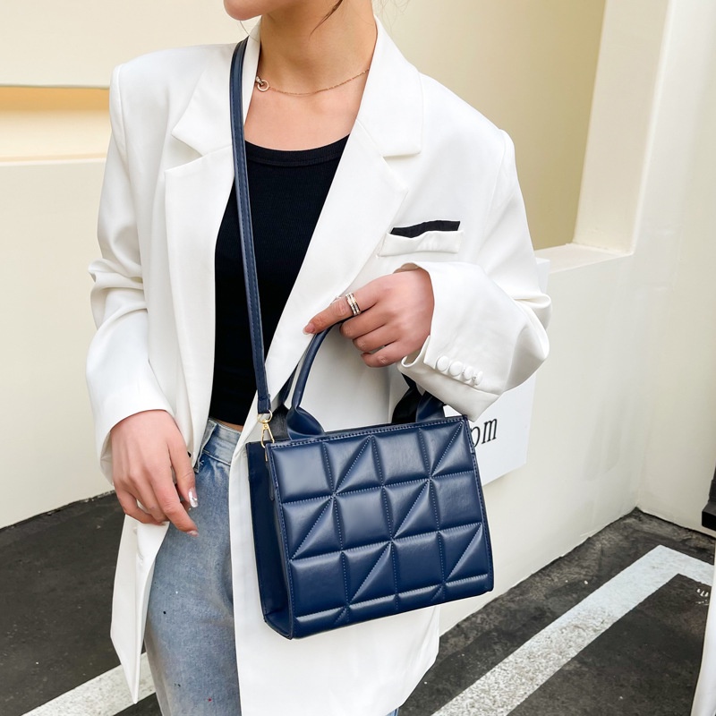 Túi Đeo Chéo Hình Vuông Sức Chứa Lớn 2022 Phong Cách retro Thời Trang Cho Nữ