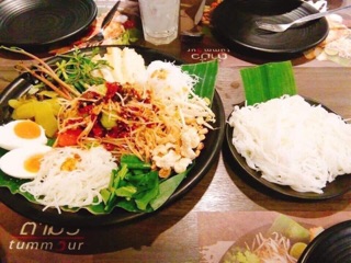 Sốt trộn nộm, gỏi Thái lan
