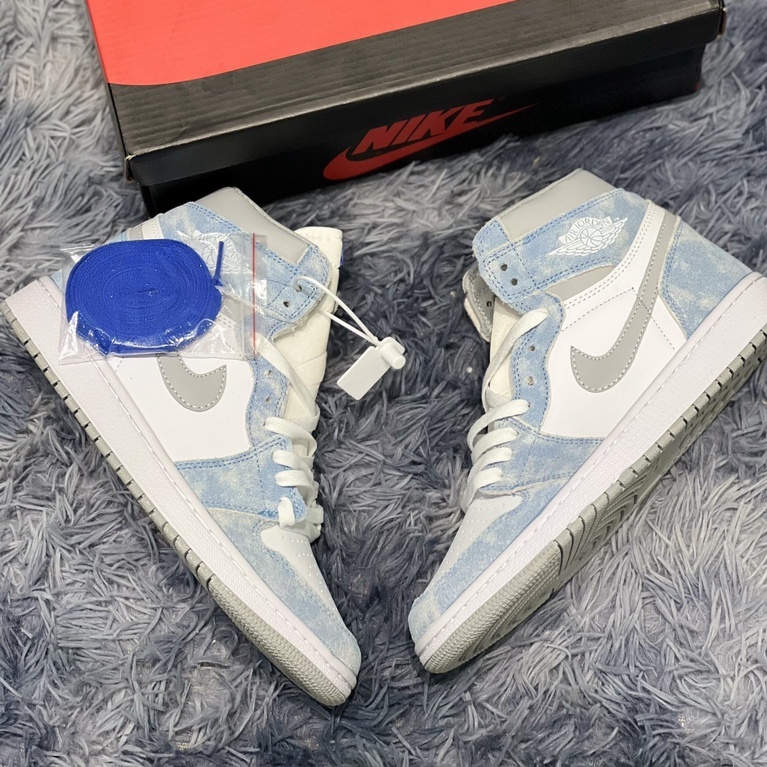 Giày Sneaker Jordan 1 High Hyper Royal Cao Cấp, Giày thể thao nam nữ jordan 1 cổ cao da lộn kết hợp da nhăn
