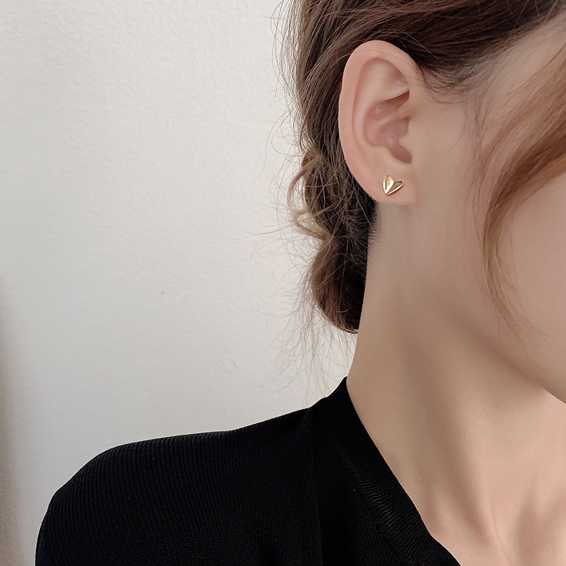 Bông tai hình trái tim đơn giản thanh lịch