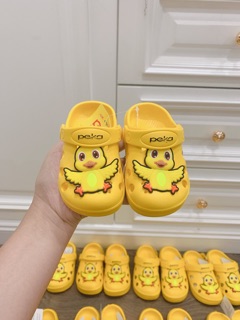 Dép vịt vàng peka chuẩn thái lan (chat để chọn size nha các mom)