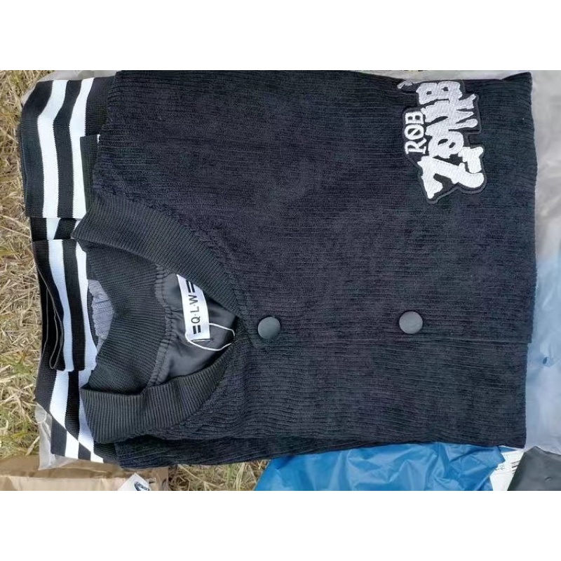 Áo khoác bomber chất nhung tăm Rob Zombif