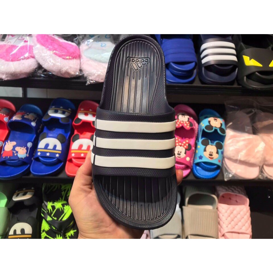 Dép Adidas đúc 3 sọc chống nước