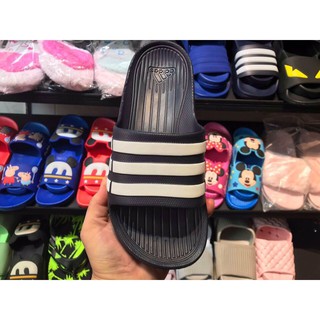 Dép Adidas đúc 3 sọc chống nước