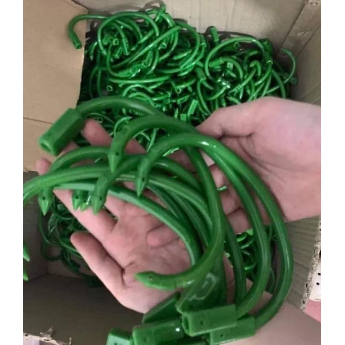 Vòng xỏ mũi trâu bò nhựa chịu lực kéo 890kg