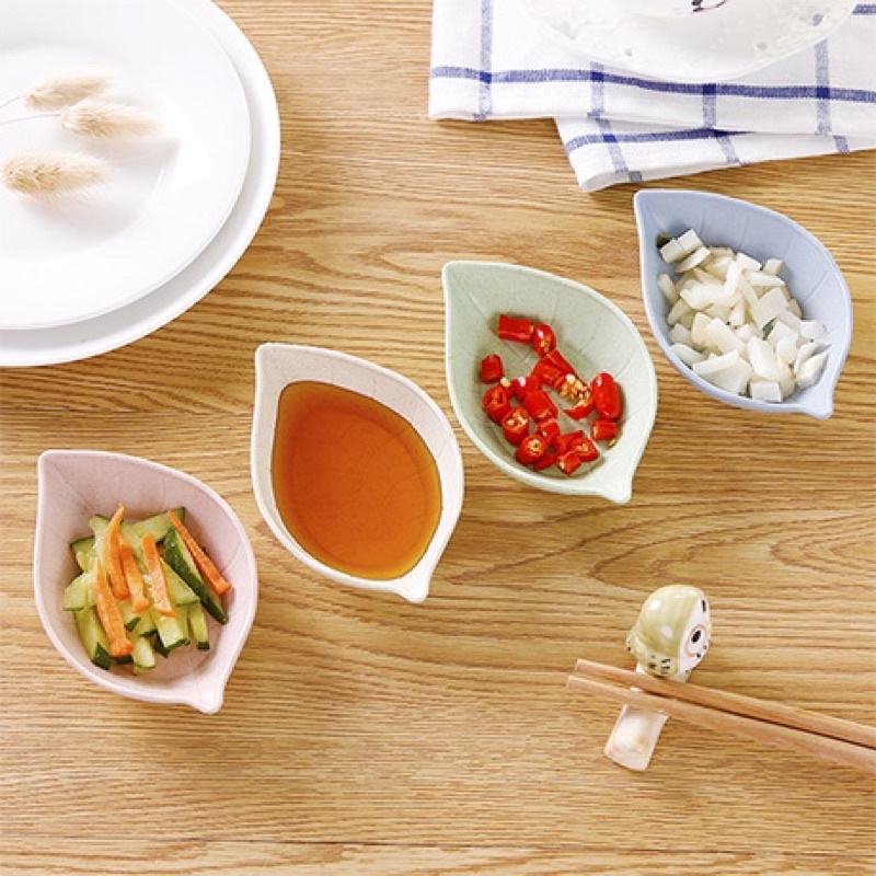 BÁT  CHẤM HÌNH LÁ NHỎ XINH