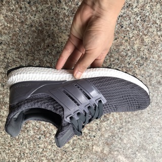 Giầy thể thao Ultra Boost xám cực độc