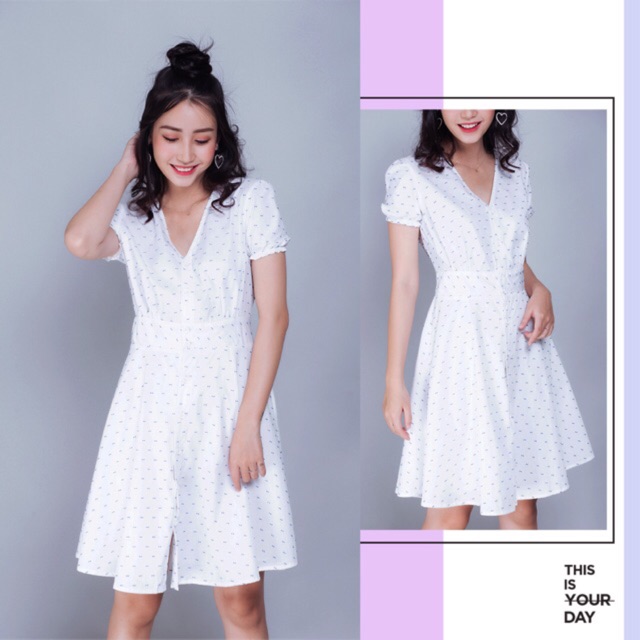 Đầm chấm bi xanh nền trắng xanh