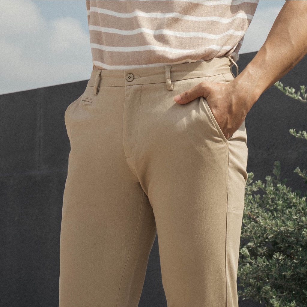 Quần Khaki Americus Gosani Phom Slimfit Đen Và Be