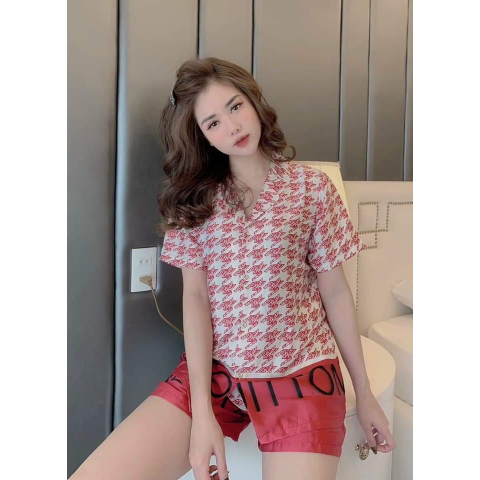 Đồ mặc nhà Vic's lụa Latin kiểu pijama - Bộ đồ ngủ hoạ tiết L131