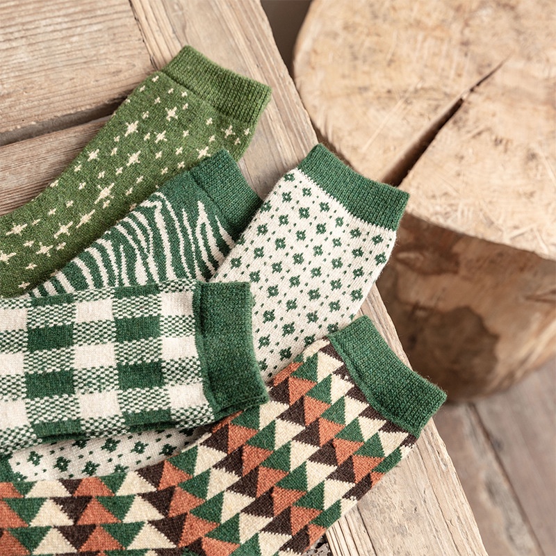 Đôi vớ WAFNHA WAFNHA D203 len dày giữ ấm mùa đông màu xanh lá