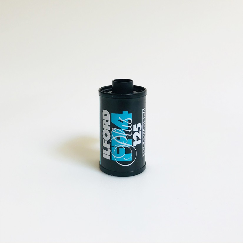 Film outdate ILFORD FP4 Plus 125 - 36 exp