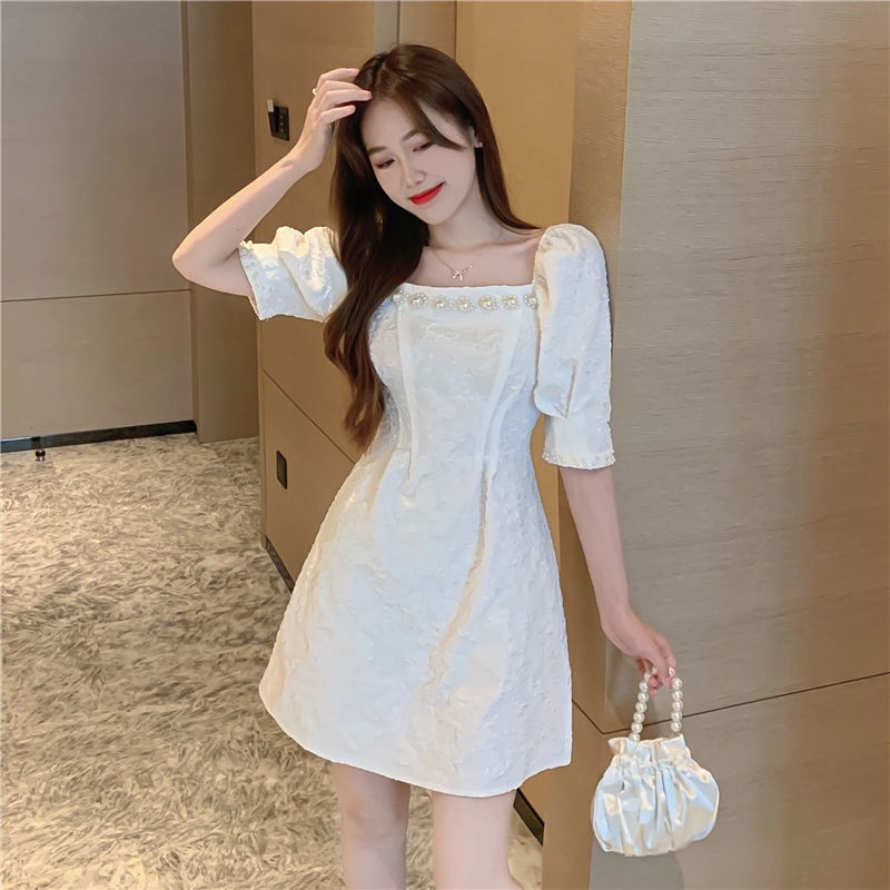 Đầm Tay Phồng Cổ Vuông Đính Hạt Nổi Ba Chiều Phong Cách Pháp Thời Trang Mùa Hè Mới