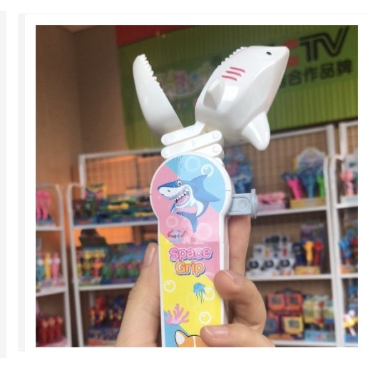 Kẹo Đồ chơi hình chú cá mập của Úc,đồ chơi kèm kẹo cho trẻ em