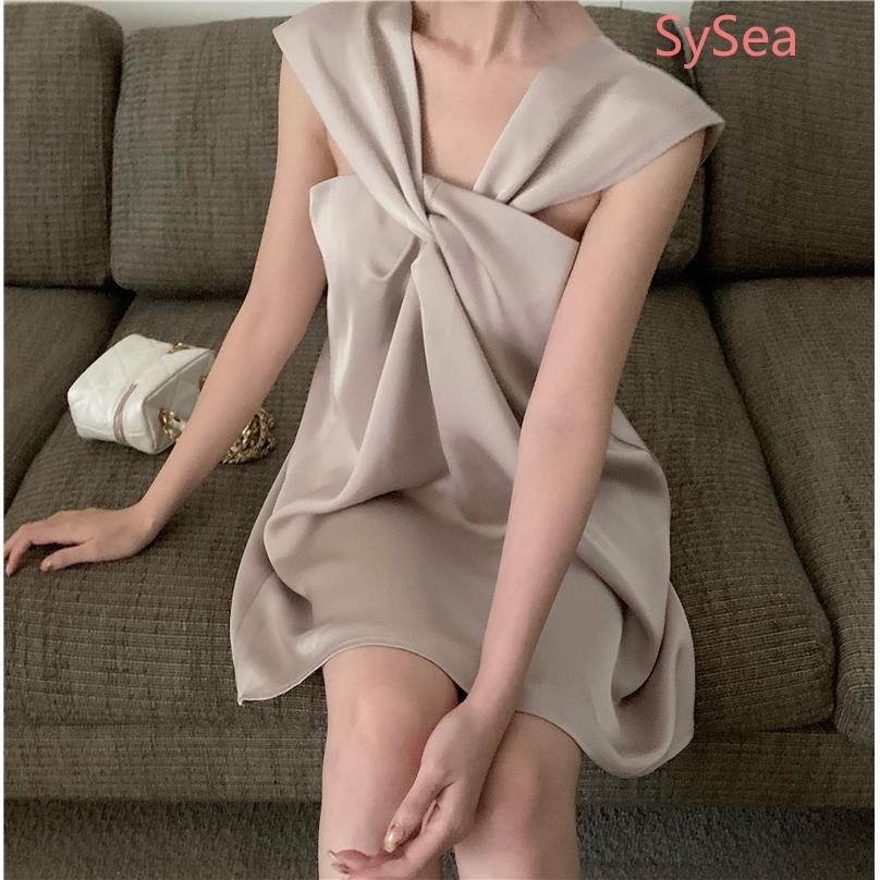 Đầm Hai Dây Vải Satin Màu Sắc Đơn Giản Phong Cách Vintage