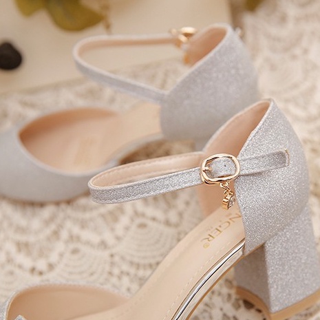 Giày gót vuông 5 phân nhũ kim tuyến siêu êm thích hợp đi tiệc BBC24