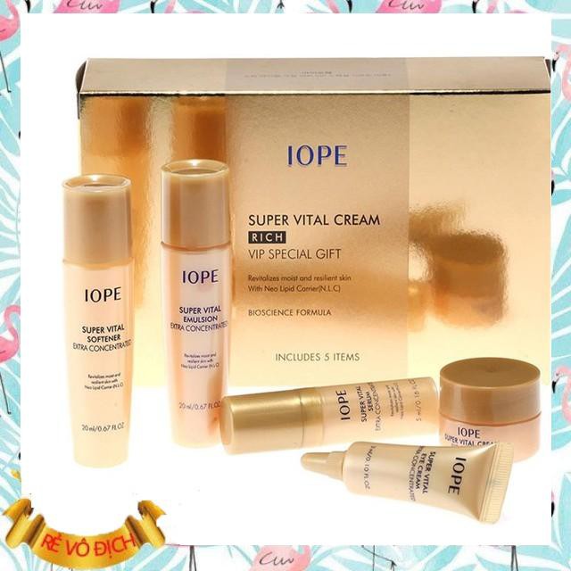 Bộ dưỡng IOPE Hyaluronic Special Gift 5 Items