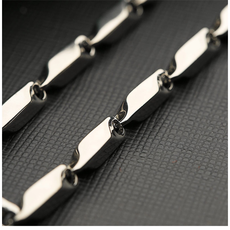 Lắc Tay Nam Inox Hỏa Tiển 4mm Thép Không Gỉ- LTNQC02