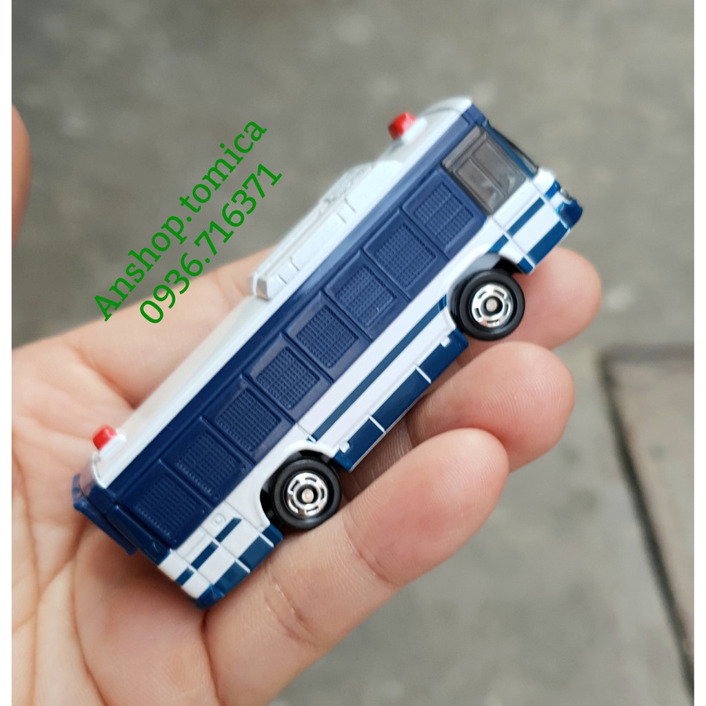 Mô hình xe bus C.Sát tomica Nhật Bản