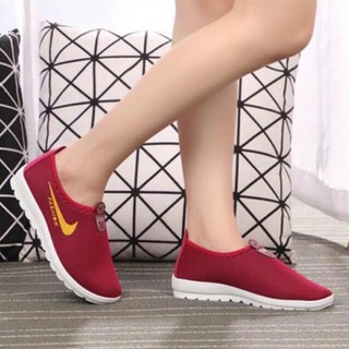 Giày thể thao đế Cao Su Siêu Dẻo