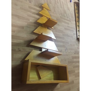 Cây thông Noel bằng gỗ