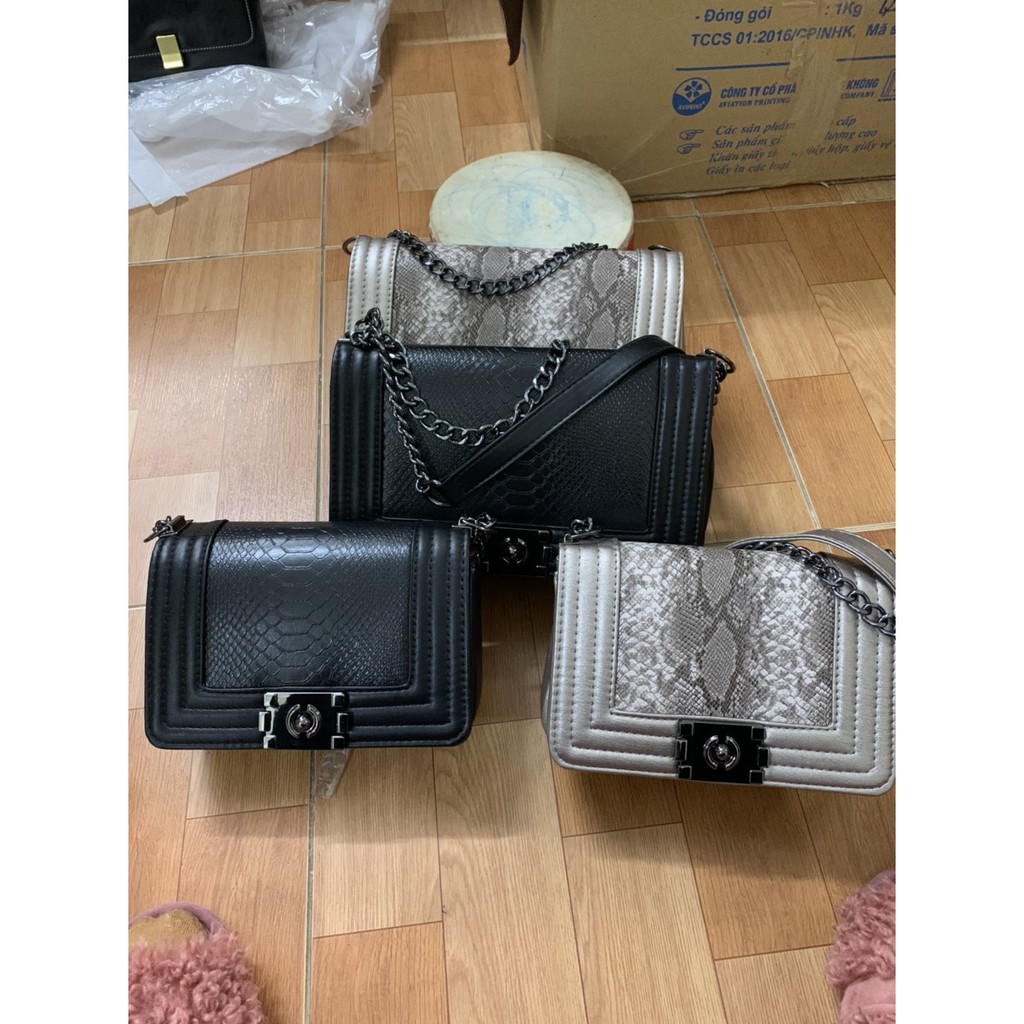 Túi xách nữ đeo chéo CL Boy vân da trăn cưc sang chảnh hàng loại 1 TX06 túi đeo chéo | BigBuy360 - bigbuy360.vn