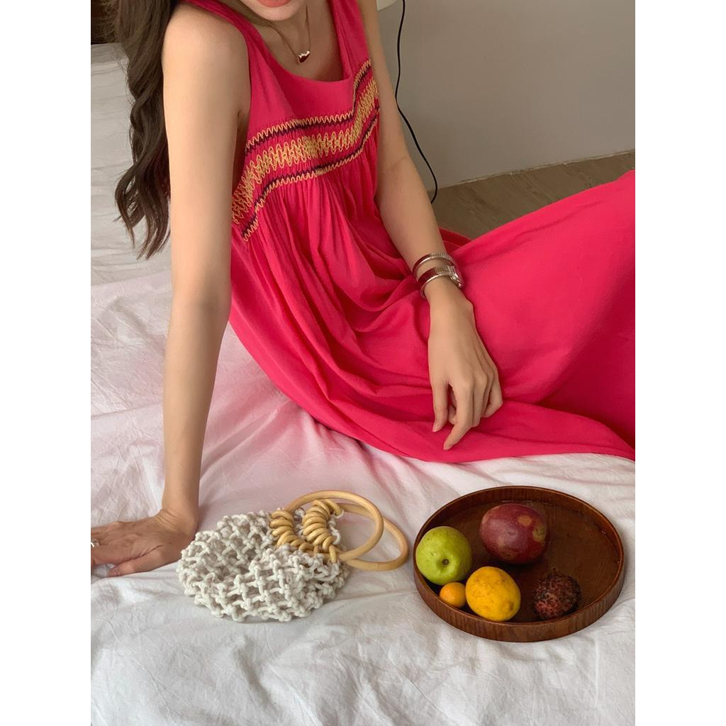 Đầm Hai Dây Thêu Họa Tiết Xinh Xắn Theo Phong Cách Kỳ Nghỉ 64098