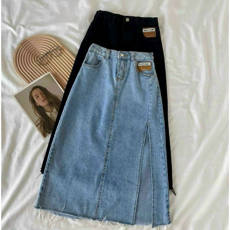 Chân váy denim lưng cao xẻ tà quyến rũ cho nữ