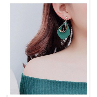 Hoa tai mẫu mới