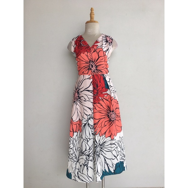 Đầm KAY UNGER  in hoa tươi tắn 🍀🍀🍀