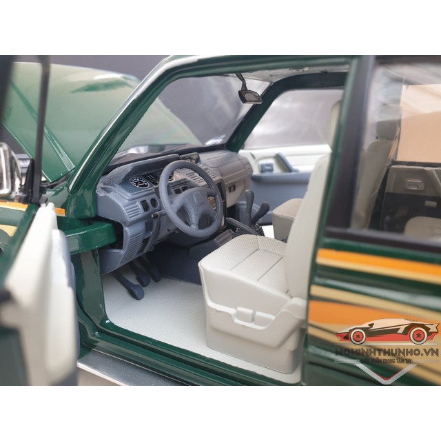 Xe mô hình Mitsubishi Pajero 1998, tỉ lệ 1:18