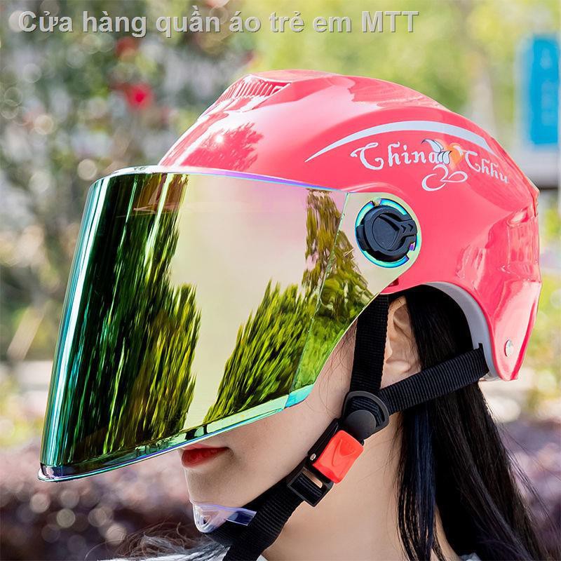 Mũ bảo hiểm xe đạp điện nam và nữ kiểu dáng mùa hè đèn hậu chống nắng giải trí bốn che nhẹ nửa đầu đầy đủ
