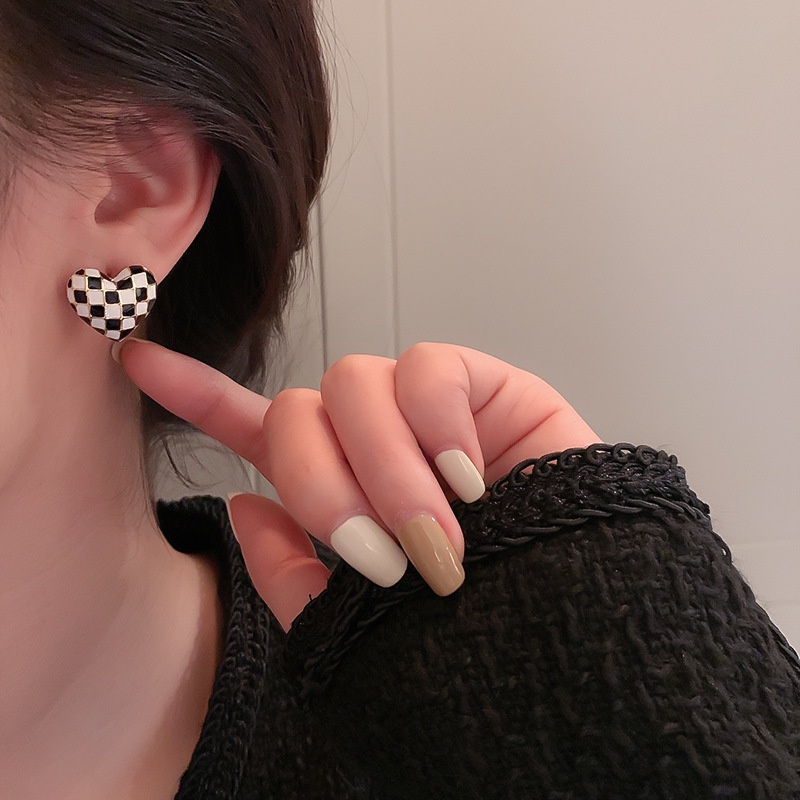 Set khuyên tai/ Đôi khuyên tai AY nhiều kiểu dáng tùy chọn họa tiết sọc ca rô thời trang dành cho nữ