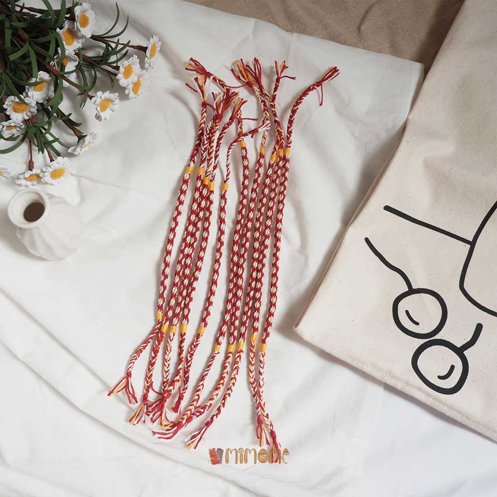 Vòng kumi hoa đỏ