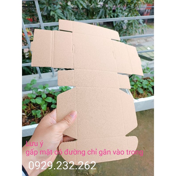 12 x 12 x 5 cm - 20 Hộp carton nắp gập 12*12*5 cm