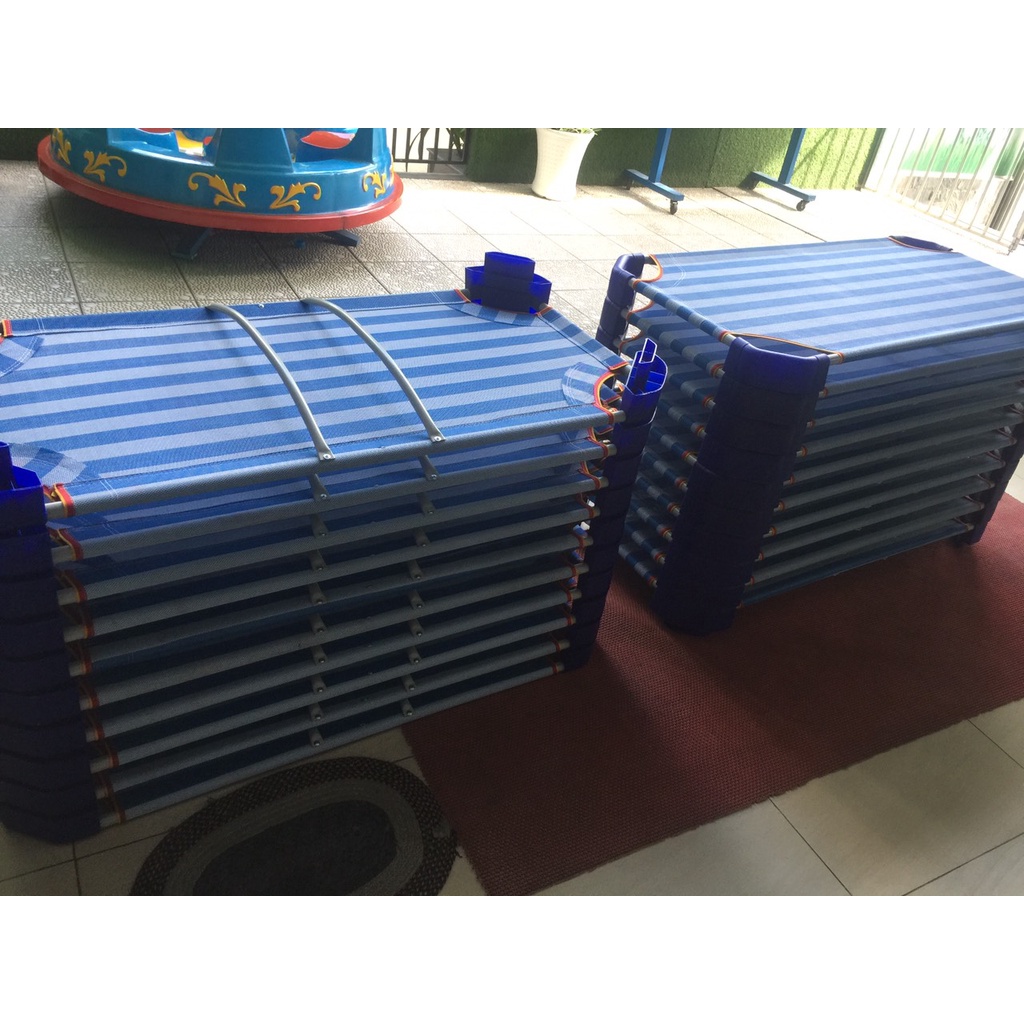 Giường ngủ cho trẻ mẫu giáo được thiết kế dành riêng cho các bé trường mầm non