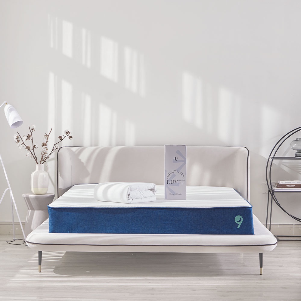 Chăn Mây Hè MicroFiber Ru9 - Chất Liệu Sợi Bông Siêu Mềm Mịn, Mang Lại Cảm Giác Cuộn Mình Trong Mây - 3 kích thước