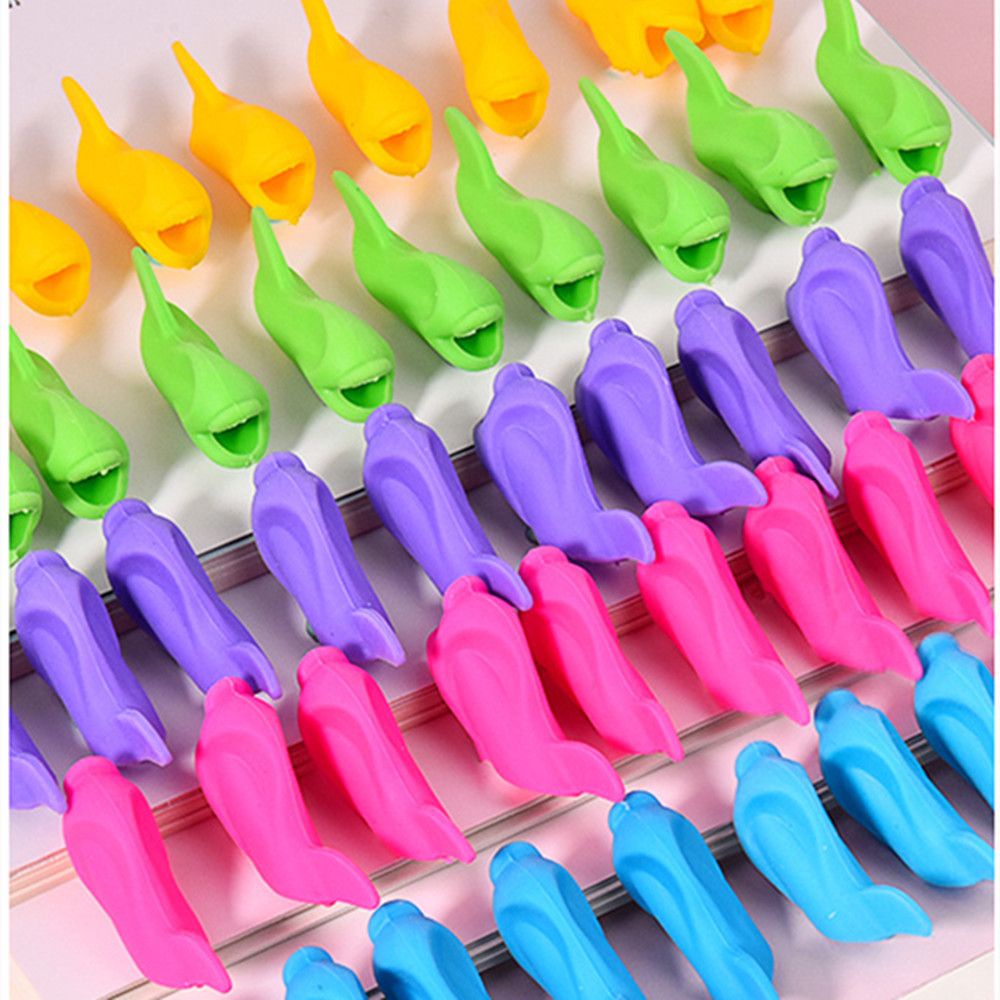 Kẹp cầm bút chì bằng silicon hình chú cá hỗ trợ điều chỉnh tư thế cầm bút chì cho người lớn và trẻ em