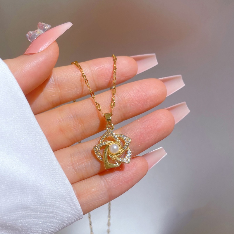 Dây Chuyền Thép Titan Mặt Hình Bông Hoa Đính Đá Sang Trọng Cho Nữ