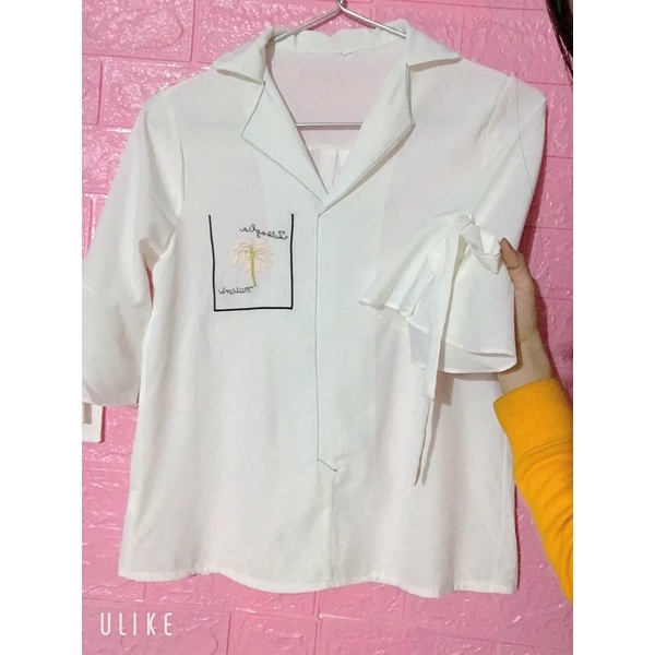 Sơ mi trắng cổ vest kiểu