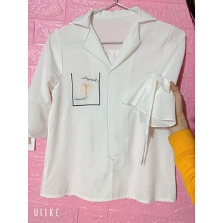 Sơ mi trắng cổ vest kiểu