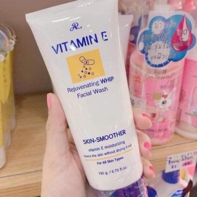 Sửa Rửa Mặt Vitamin E | BigBuy360 - bigbuy360.vn