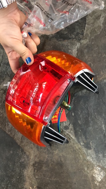 Đèn lái nguyên cây full đế jack cắm chụp lái và chụp xi nhan cho wave nhỏ wave thái 110 hàng đài loan