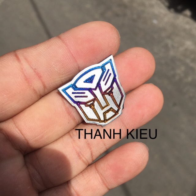 Tem titan siêu nhân có keo sẵn