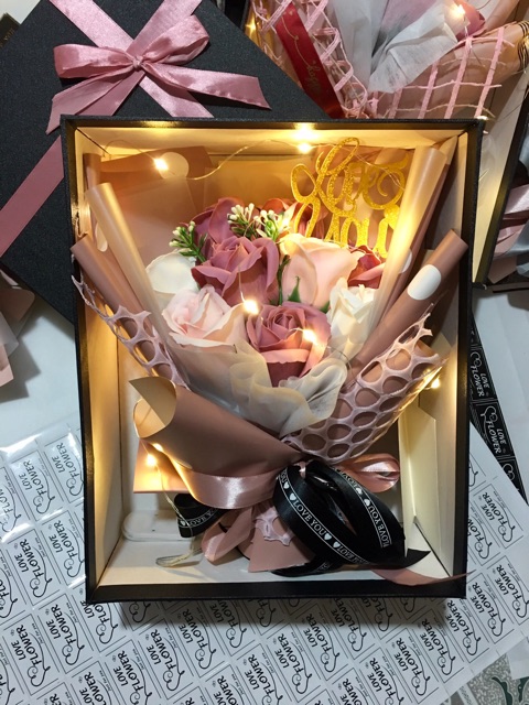 ‼️‼️  Hoa sáp thơm hộp chữ nhật kèm đèn 😘😘