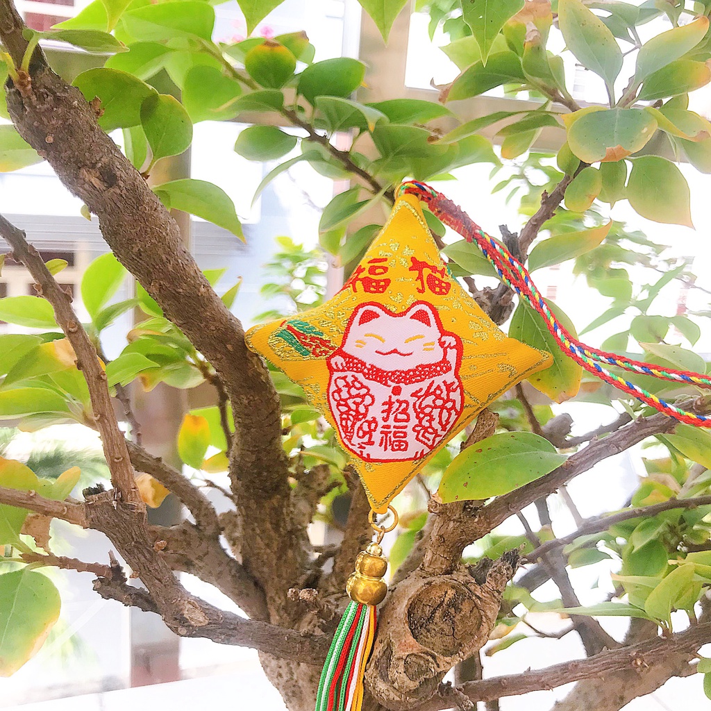 Dây treo hình mèo phong thủy nhiều màu sắc